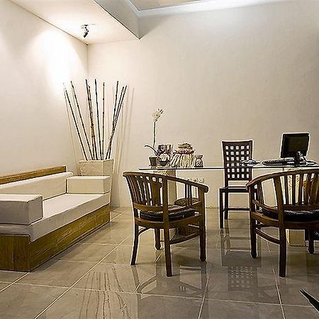 The Adnyana Villas & Spa Денпасар Екстериор снимка