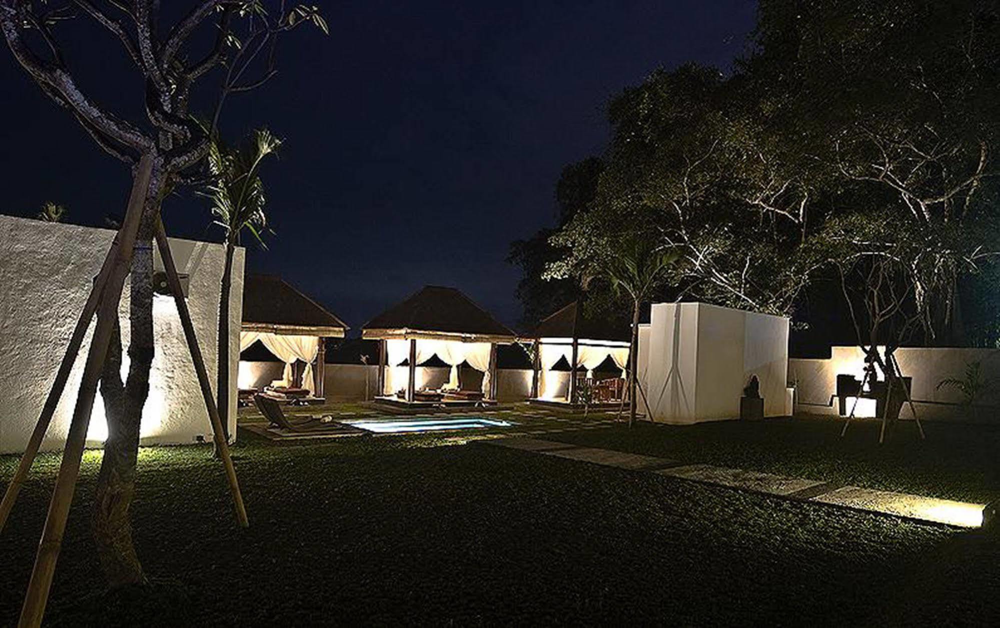 The Adnyana Villas & Spa Денпасар Екстериор снимка